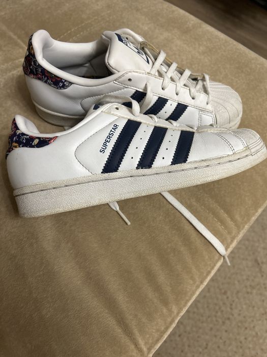 Adidas кроссовки оригинал 36,5 -37 размер