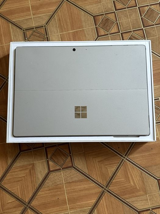 Microsoft Surface Pro 7+