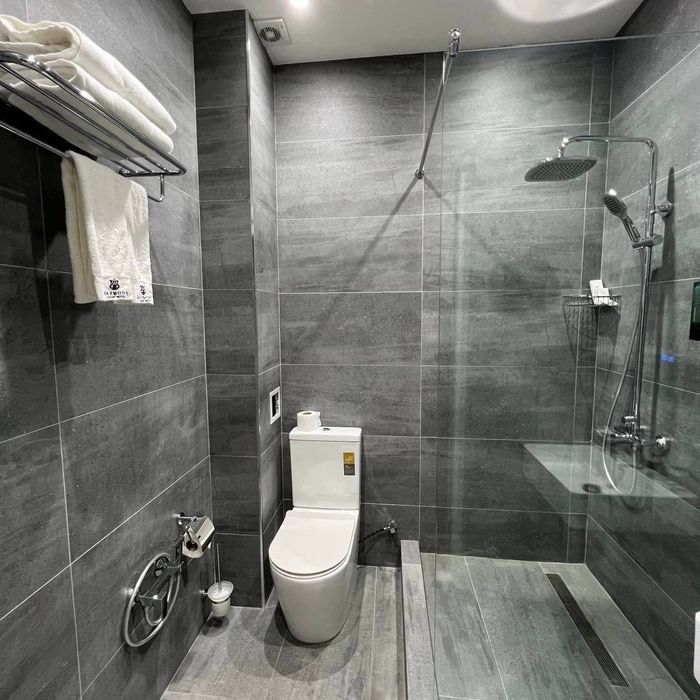 Продажа отдельно стоящая здание улица Фергана йули готовый арендатор