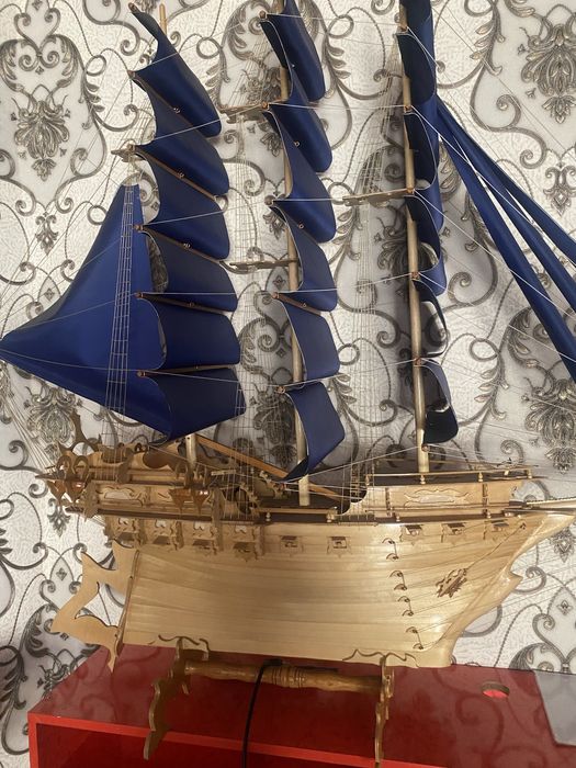 Большой корабль ручная работа