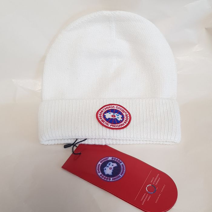 Caciula C a n a d a G o o s e, Alba, lana