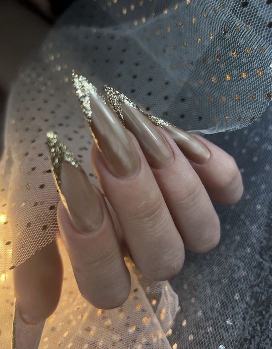 Маникюр наращивание ногтей