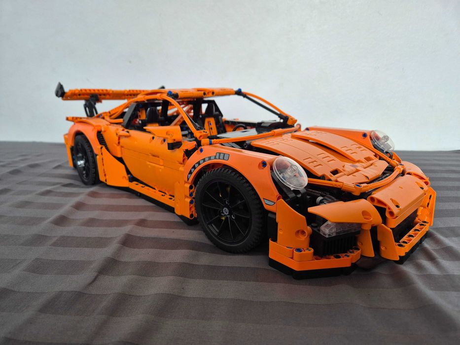 LEGO Porsche 911 GT3 RS facut