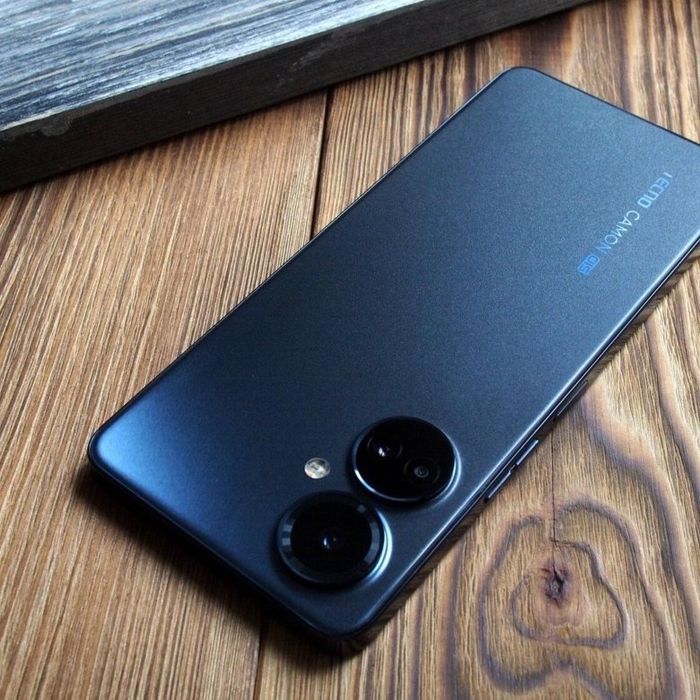 Продам телефон TECNO Camon 19 6/128Gb