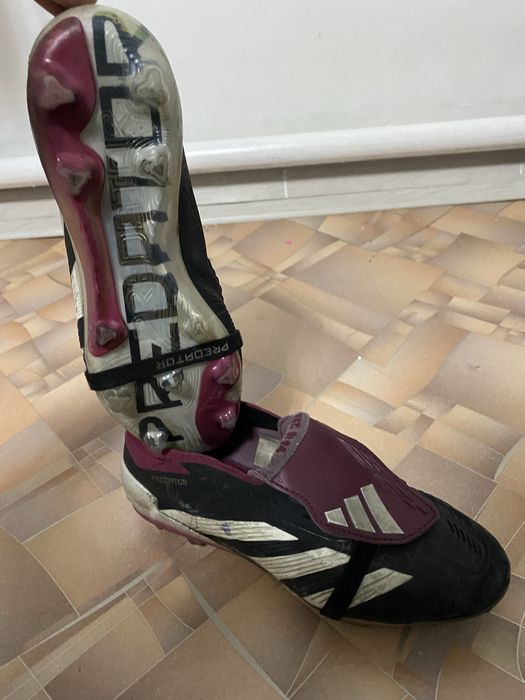 Продам бутсы адмдас предатор елите