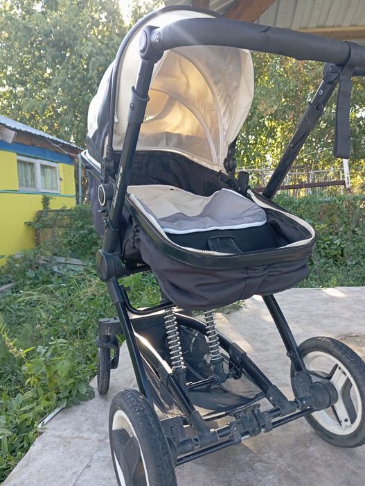 Продам Коляску фирмы bellisimo