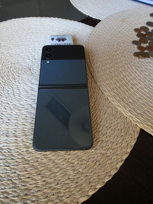Samsung galaxy  Z Flip 3 256GB
