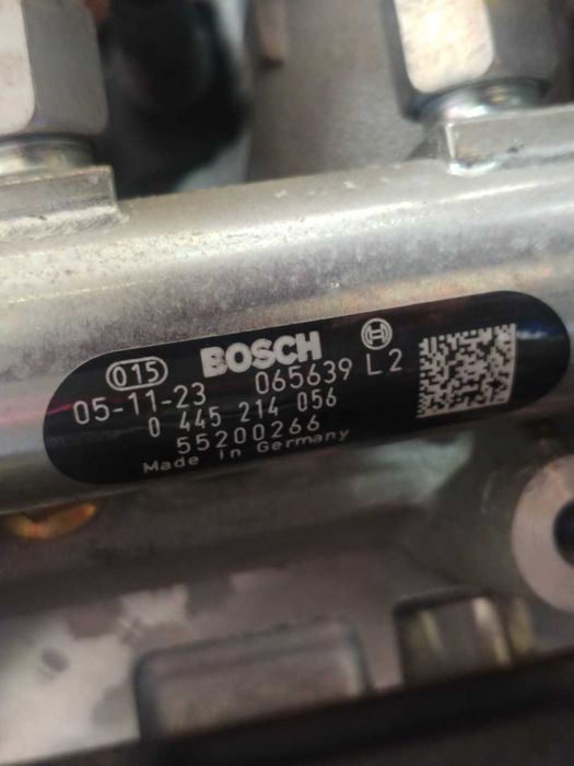 rampa injectoare 1.9 d opel astra h zafira b  fiat sedici grande punto croma 0445214056 55200266