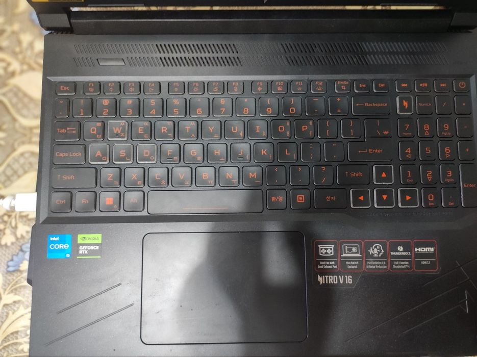 Acer Nitro V16 (ANV16-71) – мощный игровой ноутбук