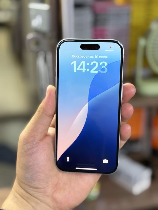 iPhone 15 / 128Gb / 100% / EAC