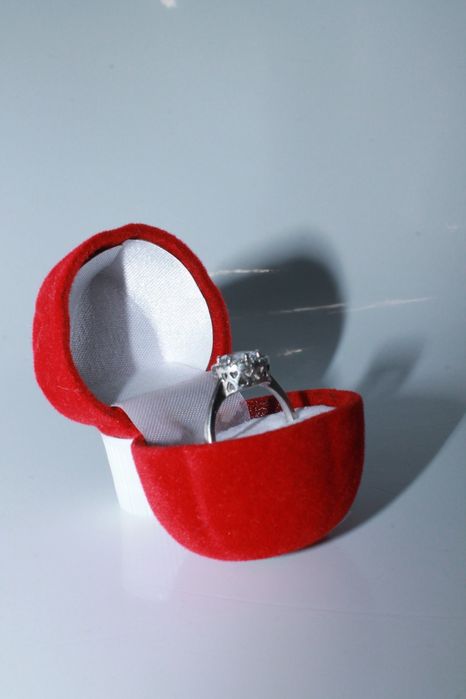 Кольцо женское серебряное