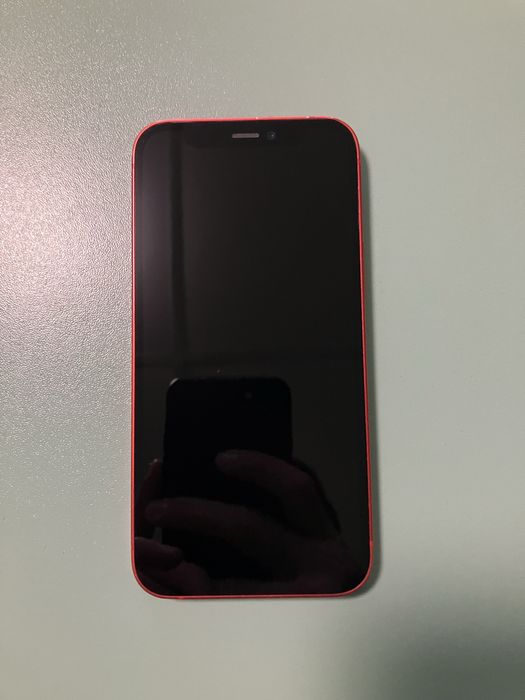 iPhone 12 Mini с неработещ четец за SIM карта