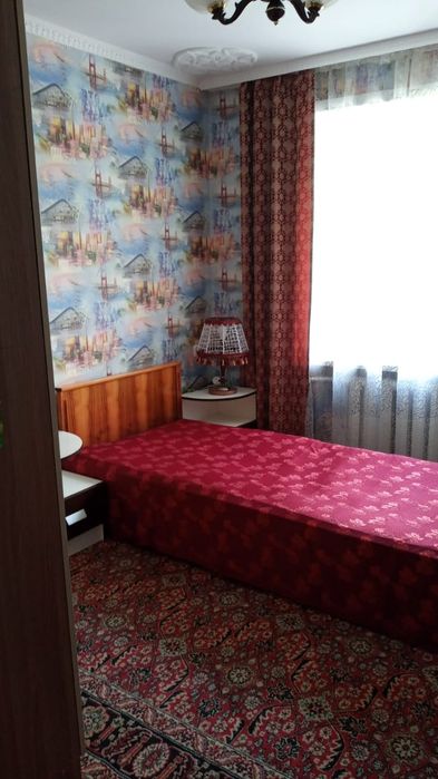 Сдам двухкомнатную квартиру .