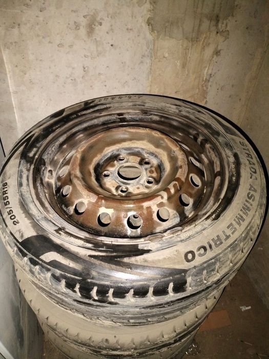 Шины 205/55/16 с дисками