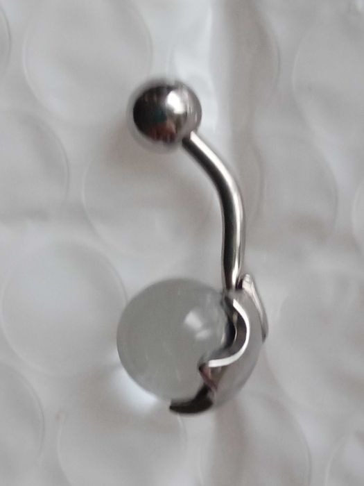 Обеци за уши и Пирсинг