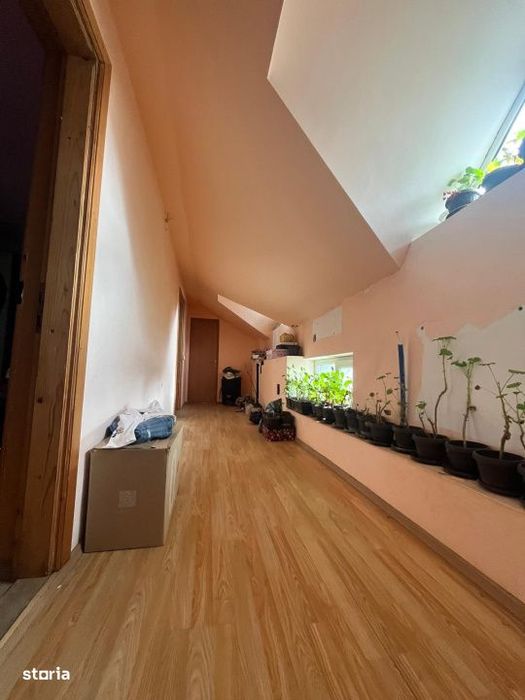 Casa complet mobilata si utilata, 468 mp teren, Bariera Valcii - zona