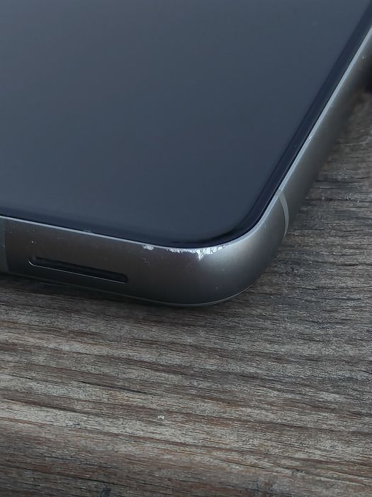 Продам Hazel Google Pixel 8 на 8/128 гб, версия анлок.