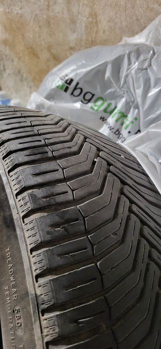 Продавам Комплект Всесезонни Гуми Michelin CrossClimate SUV 225/60R18