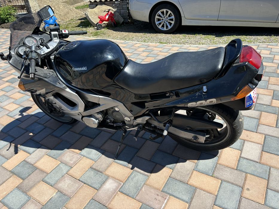 Kawasaki ZZR600 proveniență Spania