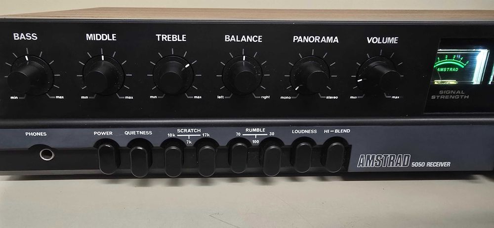 Receiver vintage Amstrad 5050
