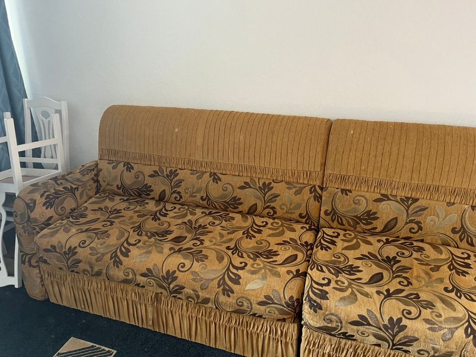 продается диван срочно