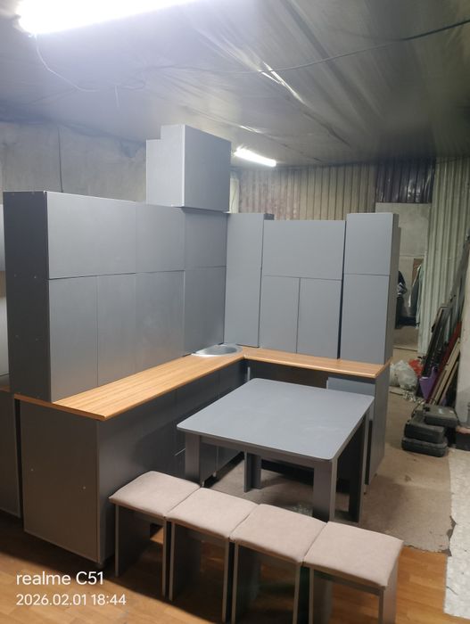 Кухонный гарнитур