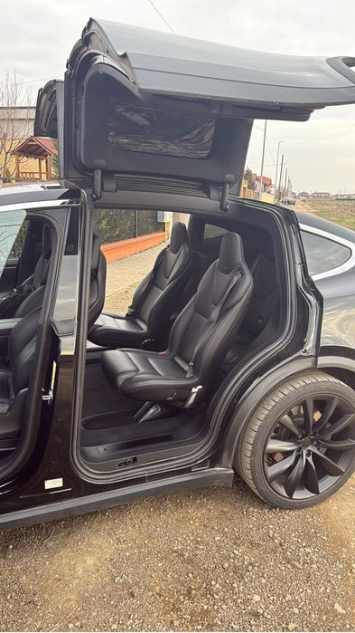 Vand TESLA Model X