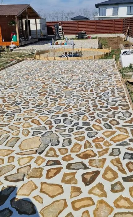 Piatra naturala decorativa vând și montez la pret de producător