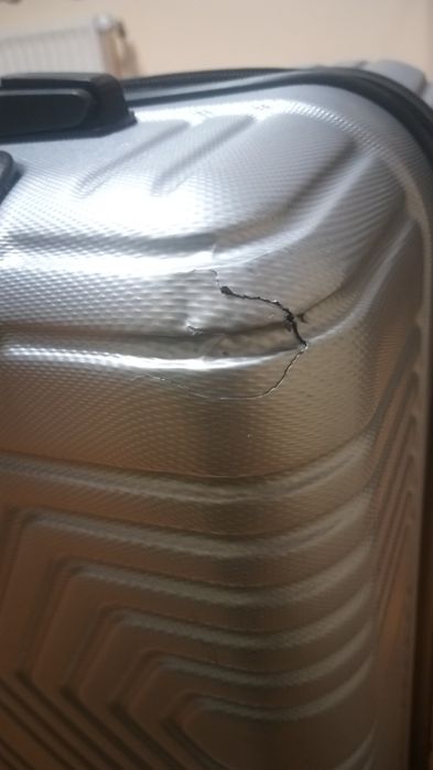 Куфар среден размер