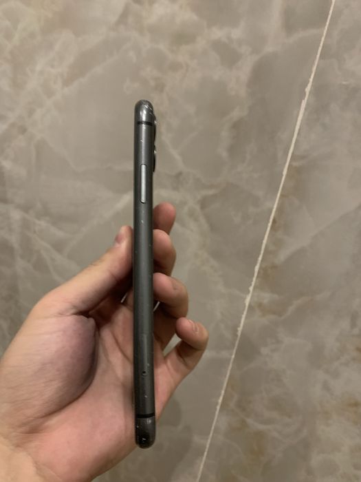 Продам iphone 11 64 gb