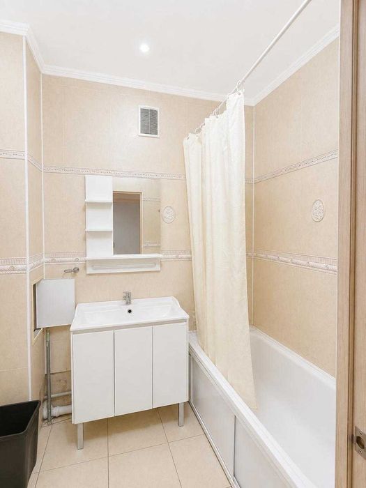 3-к ЖК Кенесары в центре продам!