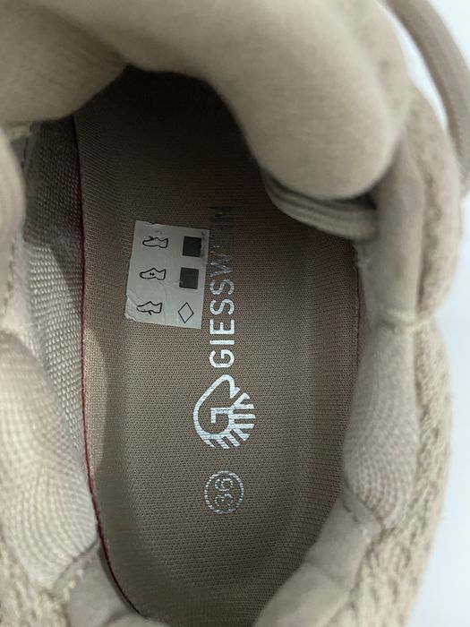 Sneakers Giesswein  36