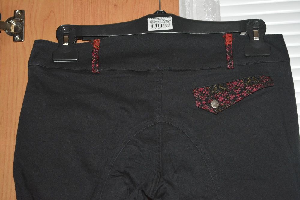 Ефектен панталон марка ZORY