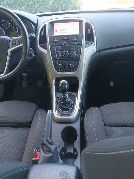 OPEL Astra 2013 — imagine 5