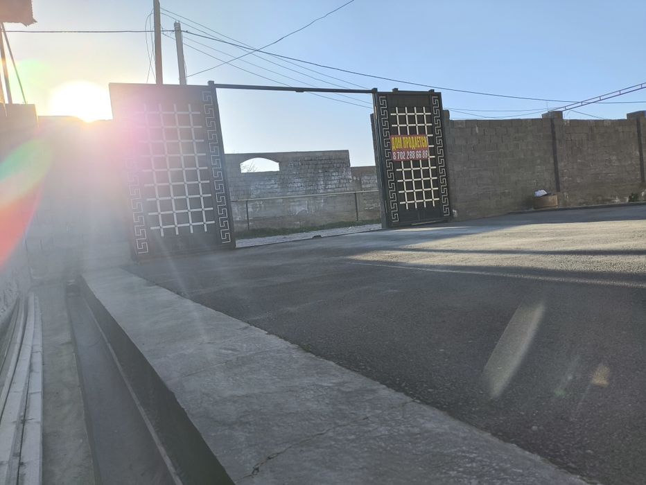 Дом продается 3 этажный