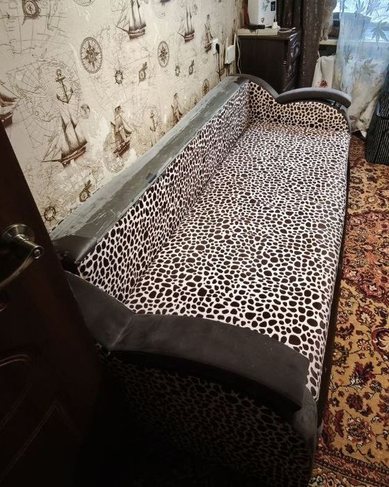 Продам диван 2хспальный