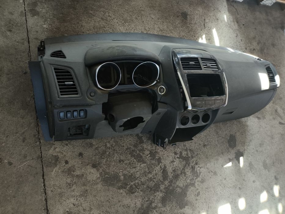 Табло за Mitsubishi ASX