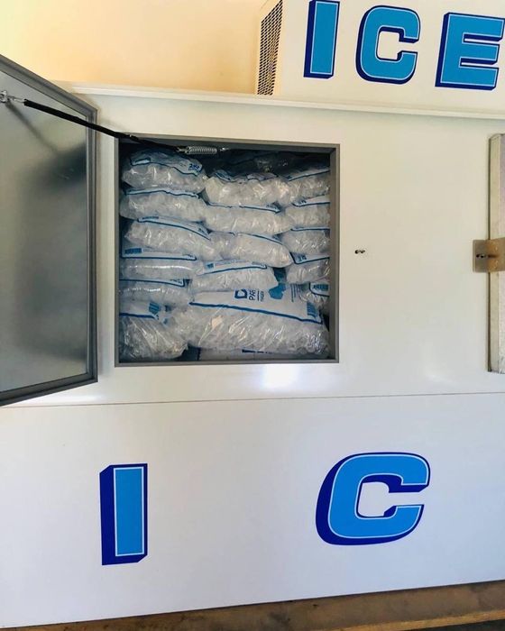 Продаем лед в кубиках