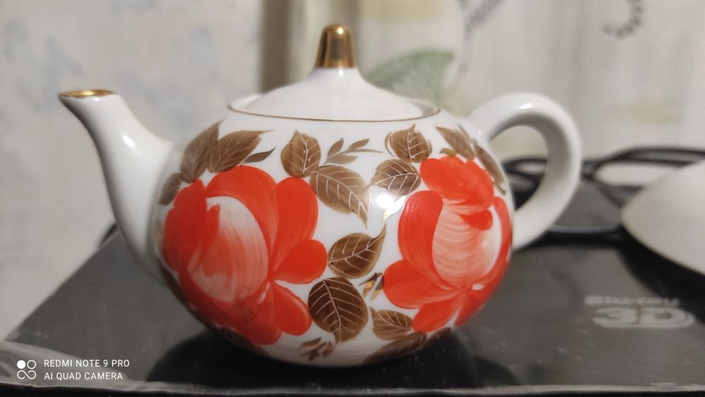 Посуда и хрусталь времён СССР.