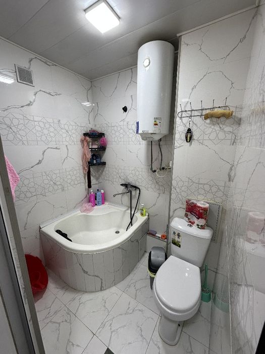 Uy SOTILDI 1-xona 2 xona qilingan