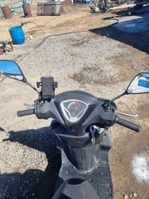 Продам скутер в идеальном