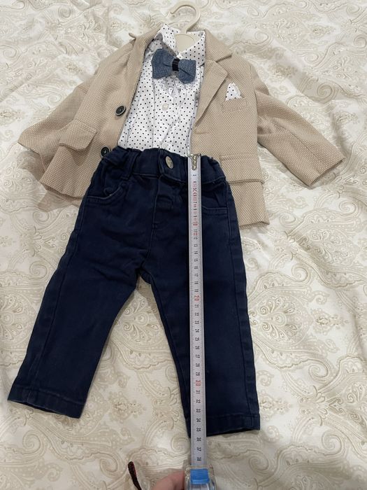 Бебешки костюми за момче