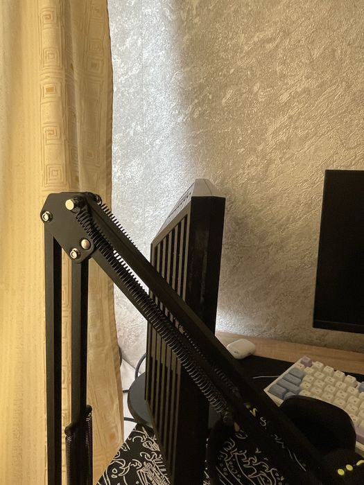 МОНИТОP aser fullHD