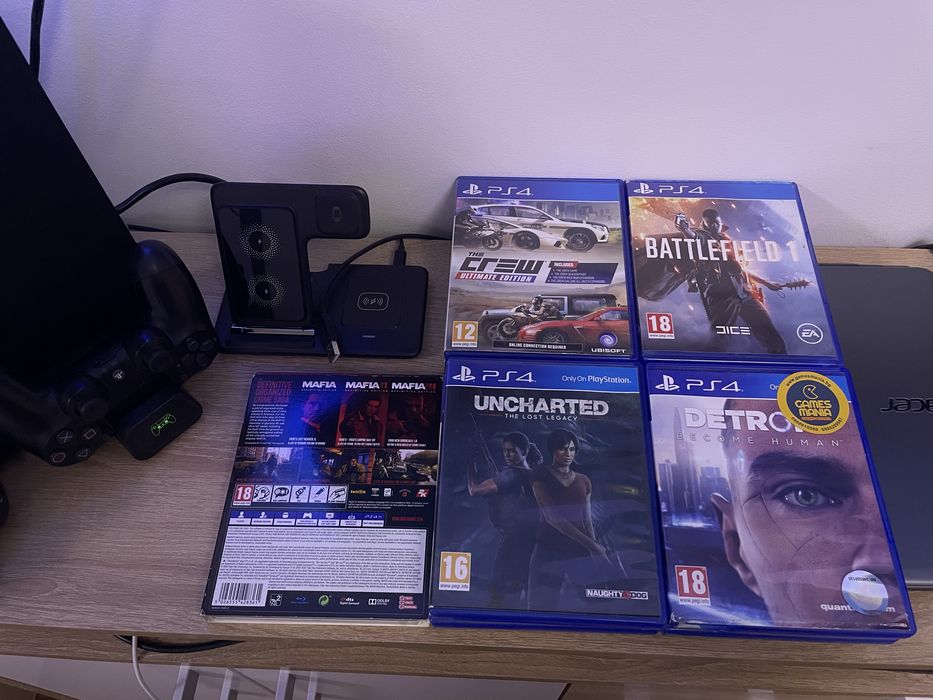 PlayStation4 Pro със станция и 11 игри