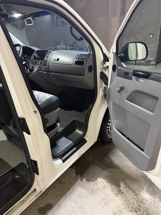 Volkswagen Transportet T5