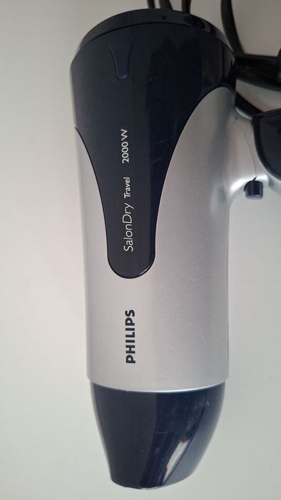 Uscător de păr/ Feon Phillips