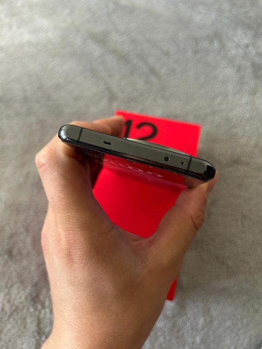 OnePlus 12  512GB 16GB RAM in cutie stare excelentă 100% baterie
