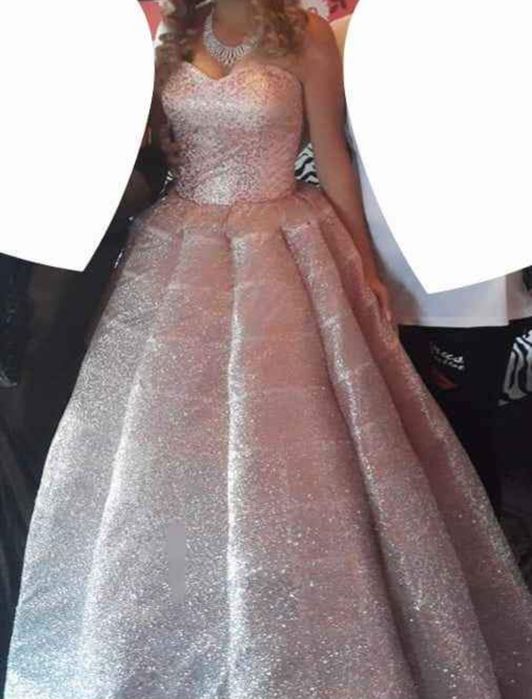 Бална розова  рокля