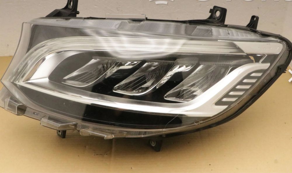 sticla far mercedes sprinter 2008-2024