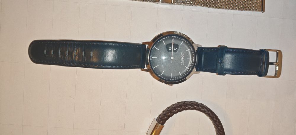 Set ceas (curea de piele + curea metalica) si bratara August Steiner